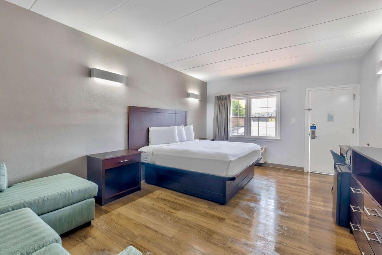 Motel 6-Falls Church, VA - Arlington Boulevard Buitenkant foto